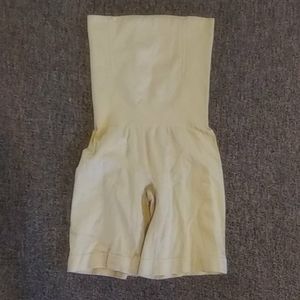 Slimming nude shorts body shaper after pregnancy